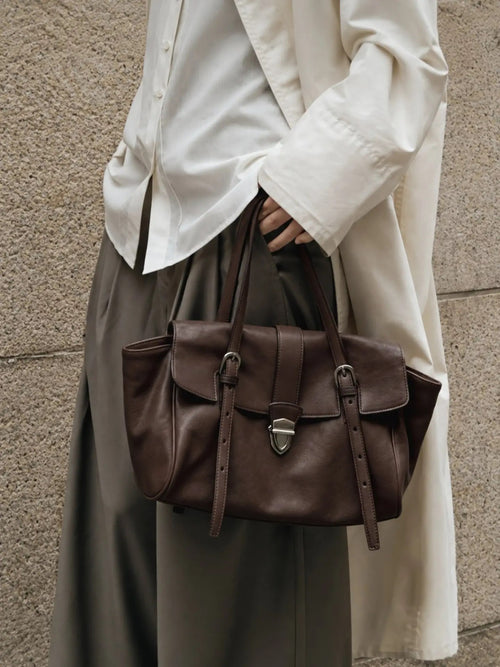 Baguette-shaped bag