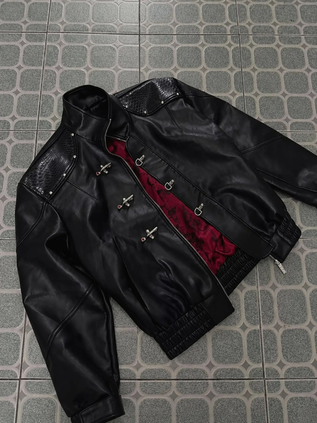 Unisex leather jacket