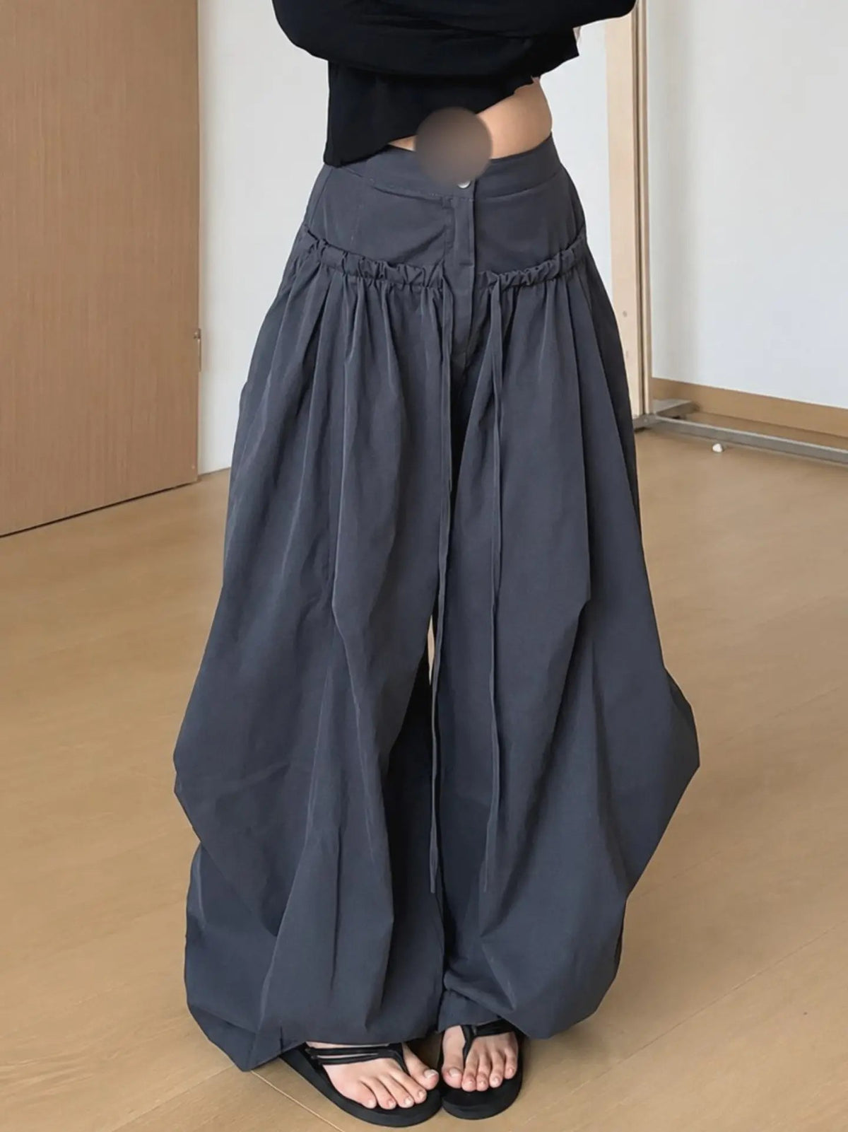 Loose-fit pants