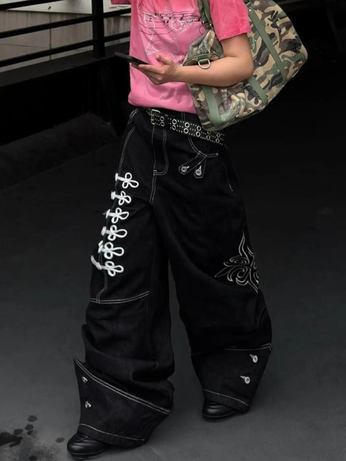 Frog-knot baggy jeans
