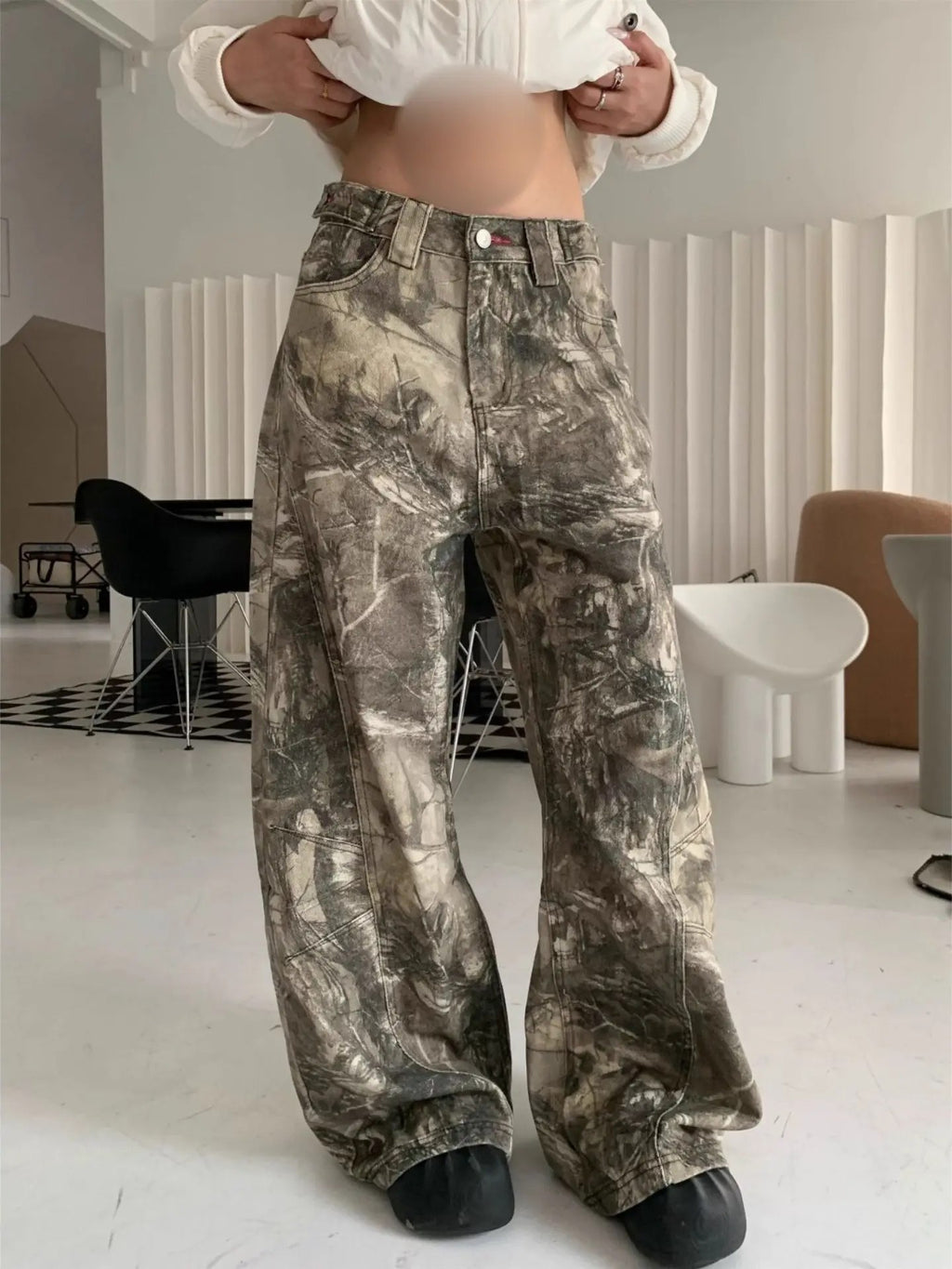 Camouflage jeans