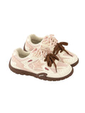 Lightweight sports shoes