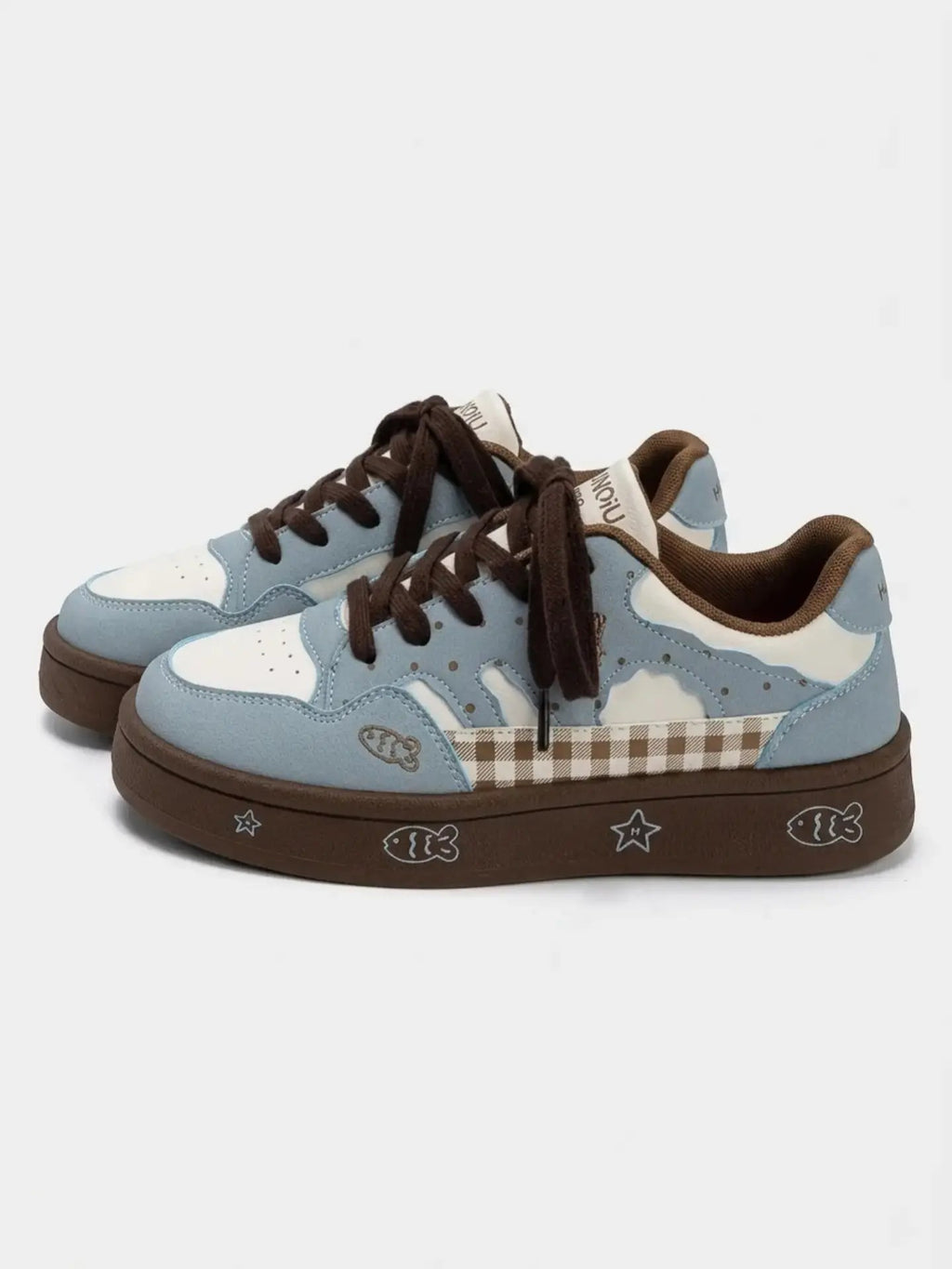 Versatile sneakers